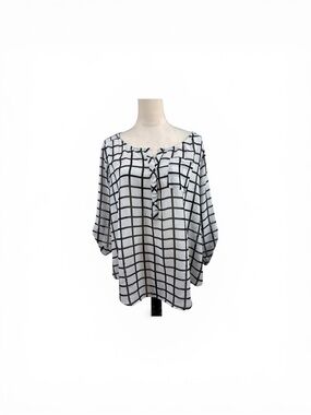 torrid Black and White window pane semi sheer top size 1-1X/14-16